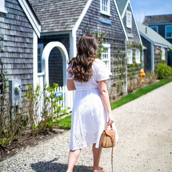 Brooks Brothers Eyelet Shirtdress, Size 2 - Picture 9 of 9